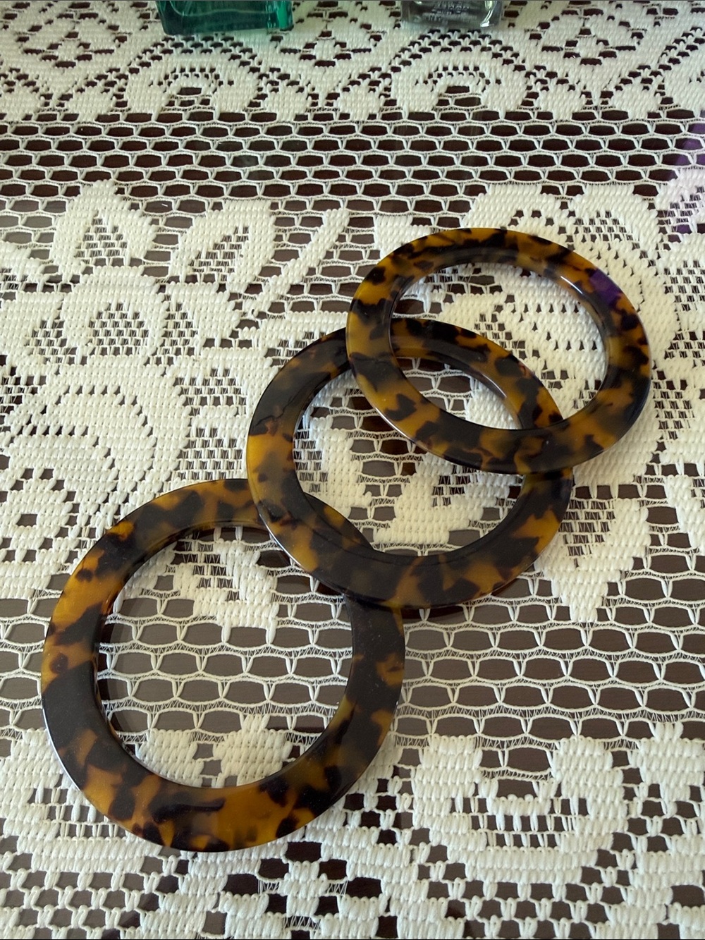 Tortoiseshell Pattern Resin Bangle Bracelet - Brown